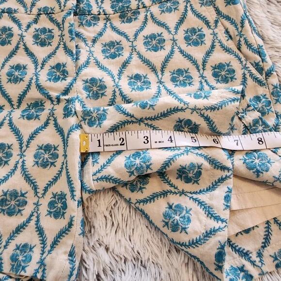 LOFT the Riviera floral cottage embroidered shorts size 0 - Picture 5 of 11